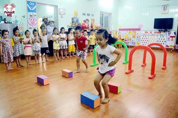 Trò chơi nhảy qua hộp